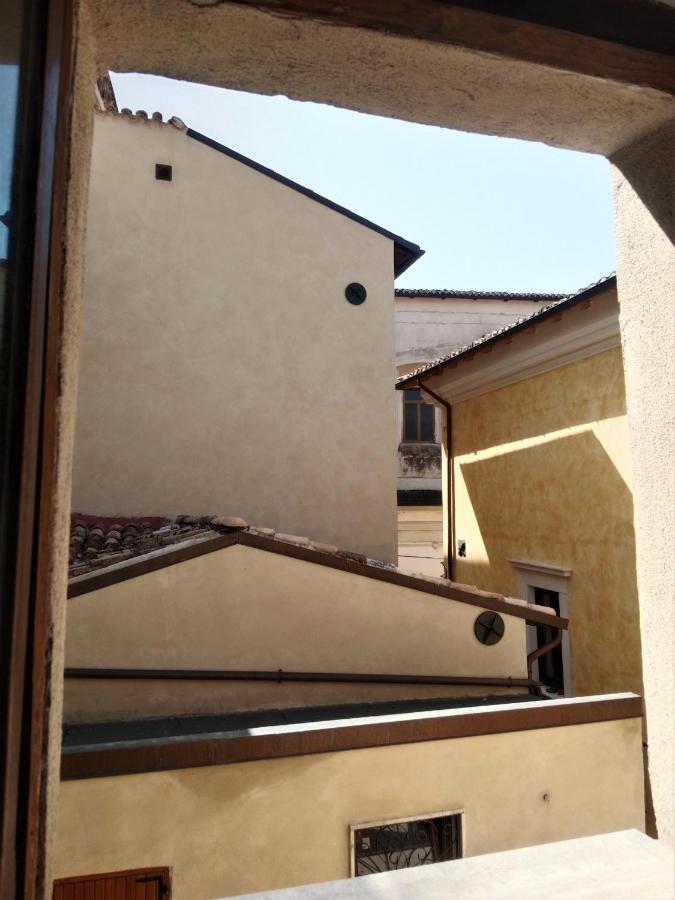 Sisu Bussi Suite Bussi sul Tirino Esterno foto